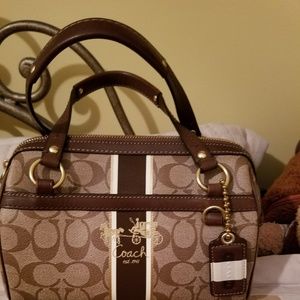 Coach Bags - COACH SIGNATURE C small bag Coach Bags - COACH SIGNATURE C small bag